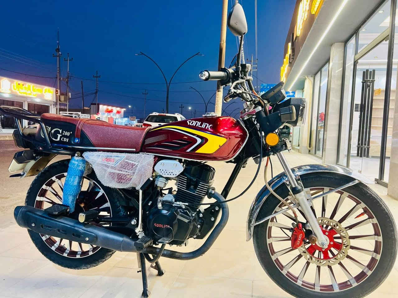 دراجه سونكCBFموديل 2025
مكفوله من كلشي نشاط خير من الله محرك 200CC
تشغيل عل بصمه 
السعر 900وبي مجال 
المكان جويبه
للاستفسار:***********
