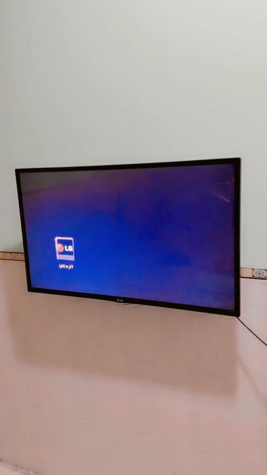 بلازمه للبيع حجم 43 نوع LG .. ستفسار،،، ‭***********‬
