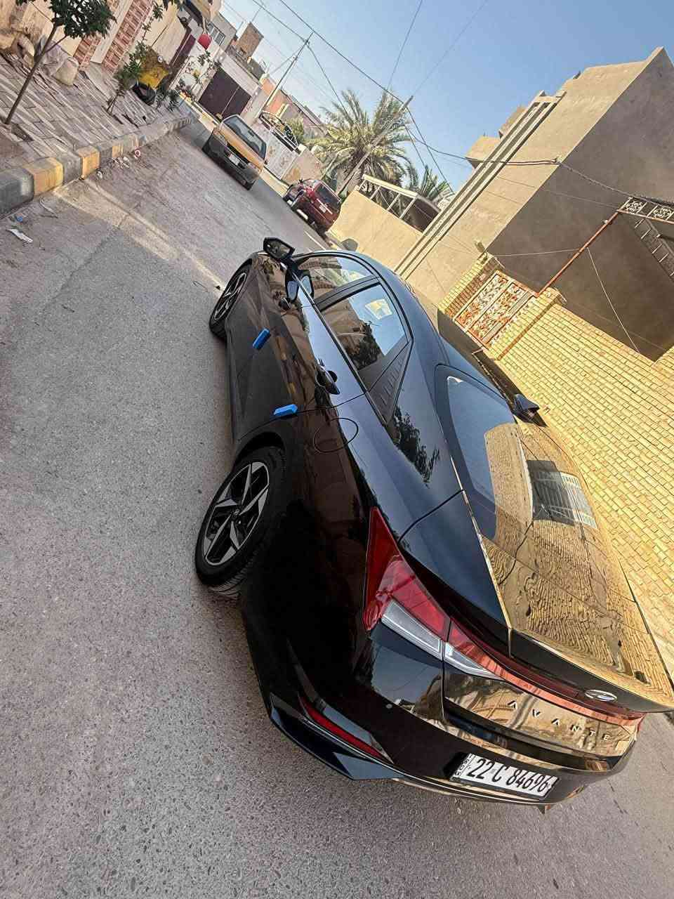 السلام عليكم بيع أو مراوس
هونداي أفانتي موديل 2021 وارد كوري مكفوله كفاله عامه ماعدا شبر بارد بل جاملغ الخلفي 

 مكينة 1600 دوش دبل نوزل 

ماشيه 60 الف قابل للزيادة 

رقم أربيل  تحويل ثاني يوم  

 اربع انضمة قيادة / نورمال / ايكو / سبورت / سمارت/ + ال S

 بصمة تشغيل 

 بصمة ابواب 

 بصمة جنطة وبيها ميزة الفتح عند الاقتراب 

 ترحيب عند الاقتراب 

 لدات بقبظات الباب 

 اشاير بالمري 

 نظام القيادة الذاتي 

 تحديد مسار 

 مانع تصادم 

 رادار امامي وخلفي وجانبي 

 تحكمات ستيرن 

 الكشنات الامامية تدفئة وتبريد

 تبريد وتدفئة منفصل 

 ويل 17 الرياضي 

 شاشة جبيرة متصلة والسونار موجود بالمنشور 

السعر /130
***********والرقم بي واتساب 

المكان / واسط
