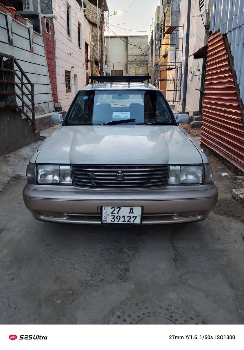 السلام عليكم
 ارنب استيشن باسمي اكفلك اصوليات كوم حديد  سنويه لل 2030 بدون تبريد سياره شغاله بيه ابراص 
 35 $ وبيه مجال للشراي  ابيع أو اراوس بيكم
مكاني بصره  متوفر اتصال فقط ***********
