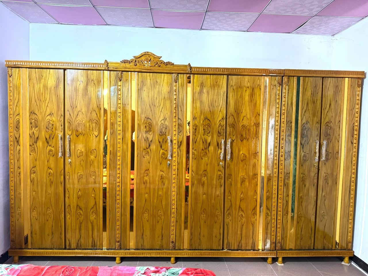 معمل نجاره الجليل الفرع لأول شارع الطبيب الفرع الثاني السده قرب مشروع العملاق فصال حسب الطلب *********** وتساب*********** السعر خاص
