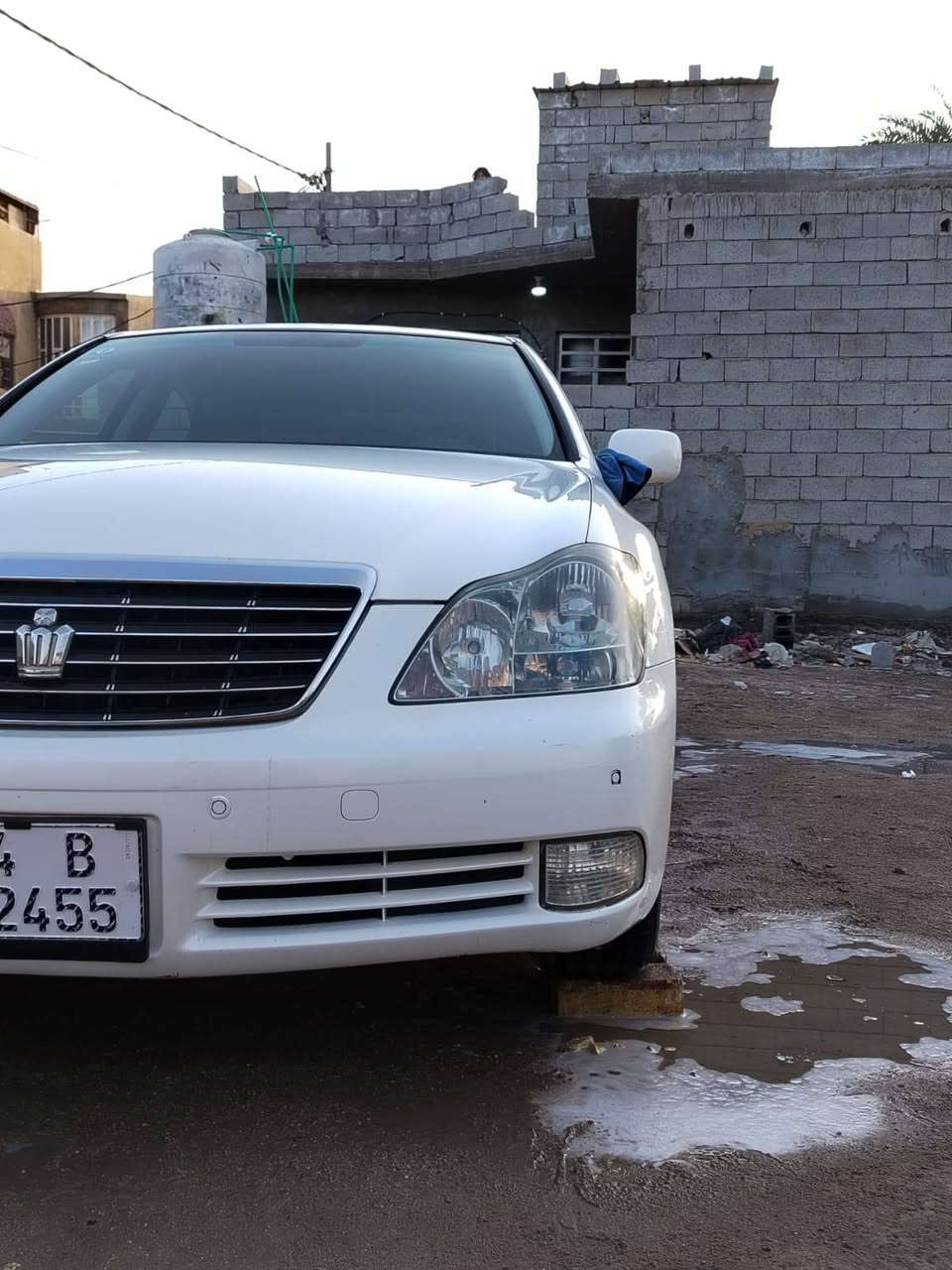 السلام عليكم سياره شاهينه للبيع كفاله عامه من الضربه والصبغ والكص والتبديل وكافه الاصوليات 
سياره كفاله عراق ويابان 
مديل 2004 
ثلاث قطع بردات 
ثلاث قطع تبريد 
سياره سته بصمات شغاله 
لايت دوار 
تحكم سترين 
راديو سيدي حزن ست اقراص 
كشنات اربع كهرباء شغاله
ثلاجه 
محرك 6 سلندر شاصي 82 المرغوب 
كير ست نمر 
ويل كب نفطي 
رقم بصره 
السياره عايد تحويرها الجوه وتبريدها ثلچ 🥶❄️
السياره بعد هواي بيها مواصفات وبعد احله من الصور مال جناي
العنوان بصره أبي الخصيب 
السعر 163$ وبيها مجال 
للاستفسار الاتصال على الرقم***********
