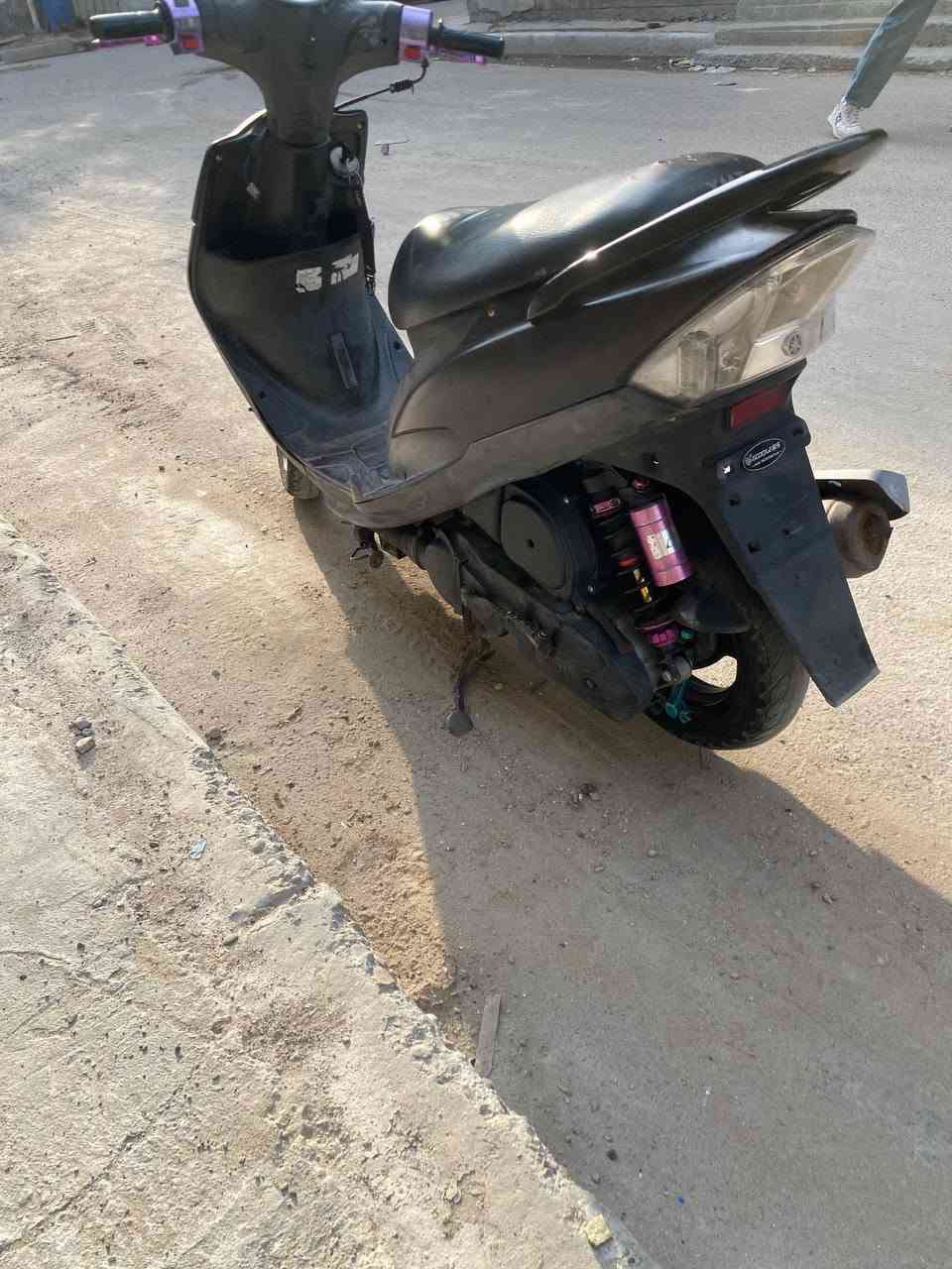 ماكس • بنفسجي • كابريتر