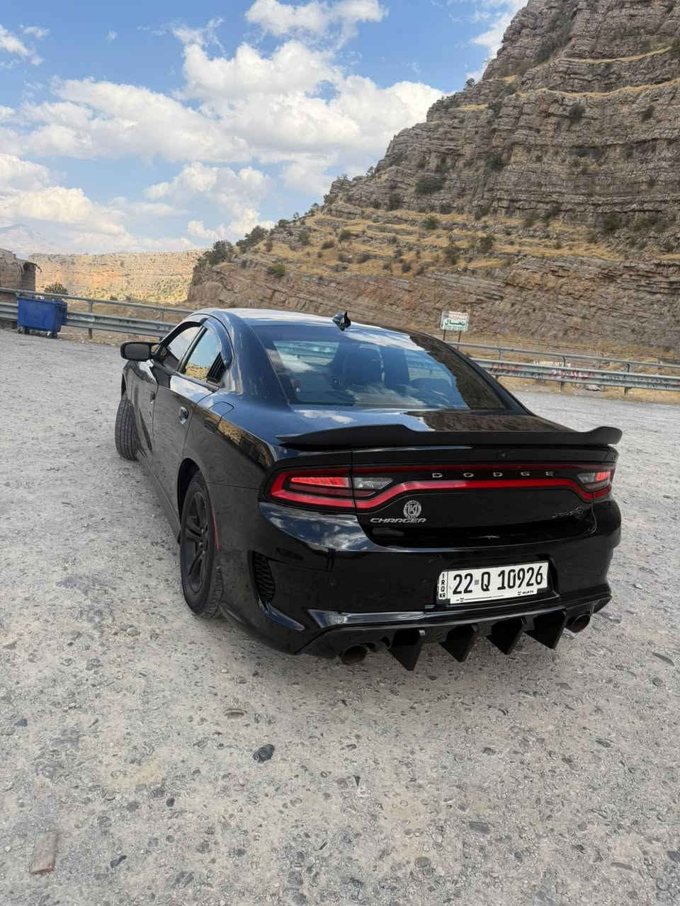 سلام عليكم / بيع او مراوس ب أقل محتاج فرق
جارجر  sxt مديل 2023 أصل رقم اربيل ب اسمي قبل سبوع حولتهه هزه و سنويه جديدة 
السياره جاهزه ما بيهه كل نقص وترايك بلي يعجبك 
بيهه ٦ قطع صبغ بدون شاصي فقد فخذه السايق بيهه تعمير 
مكاني كربلاء السعر ١٨٠ 
***********
