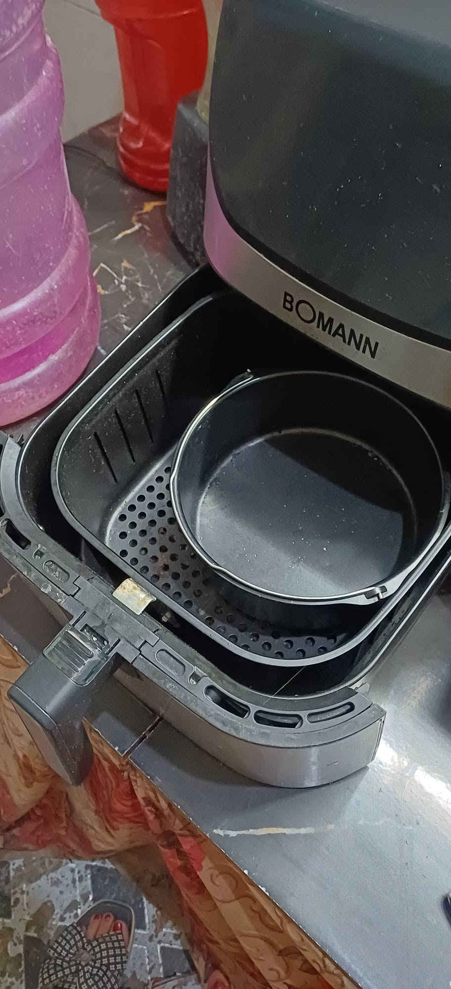 مايكرو وقلايه هوائيه جديدات ثنينهن ب ٣٠٠
