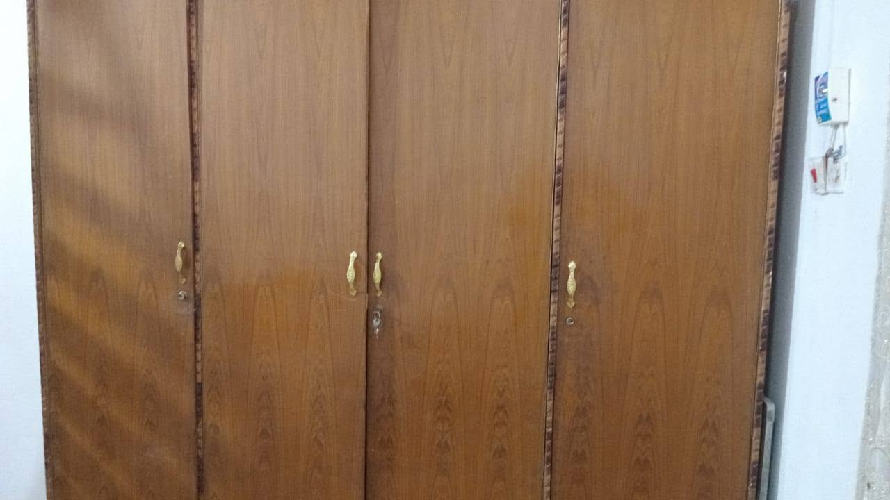 كنتور عراقي مع زاويه ب75الف مستعجل والله لضيق المكان زبير دريهميه قرب جامع الباقر ***********الماسنجر عاطل
