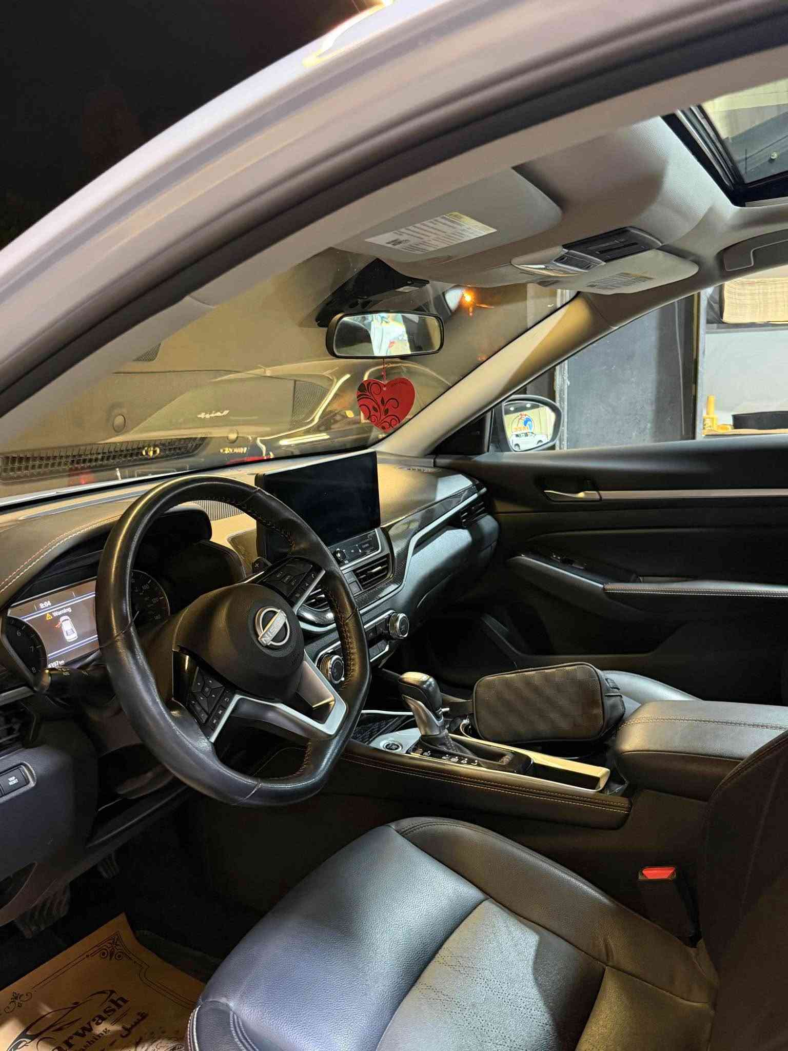 Nissan altima 2024
نيسان التيما 2024 SR PLUS
محرك 2.5 دفع امامي مرغوب 
للون اسمنتي المرغوب
مواصفات SR plus معروفة
سلايد 
شاشة جبيرة
كشن جلد 
كشنات تدفئة
شاحن لاسلكى
رادارات 360’ درجة
ماشي 41 الف مايل 
ربع جاملغ و بنيد صبغ
نص باب PDR
ارباكات كله متغير بلادي 
سعره 152 ورقة ومجال 
للأستفسار اكثر
*********** كالار, السليمانية
