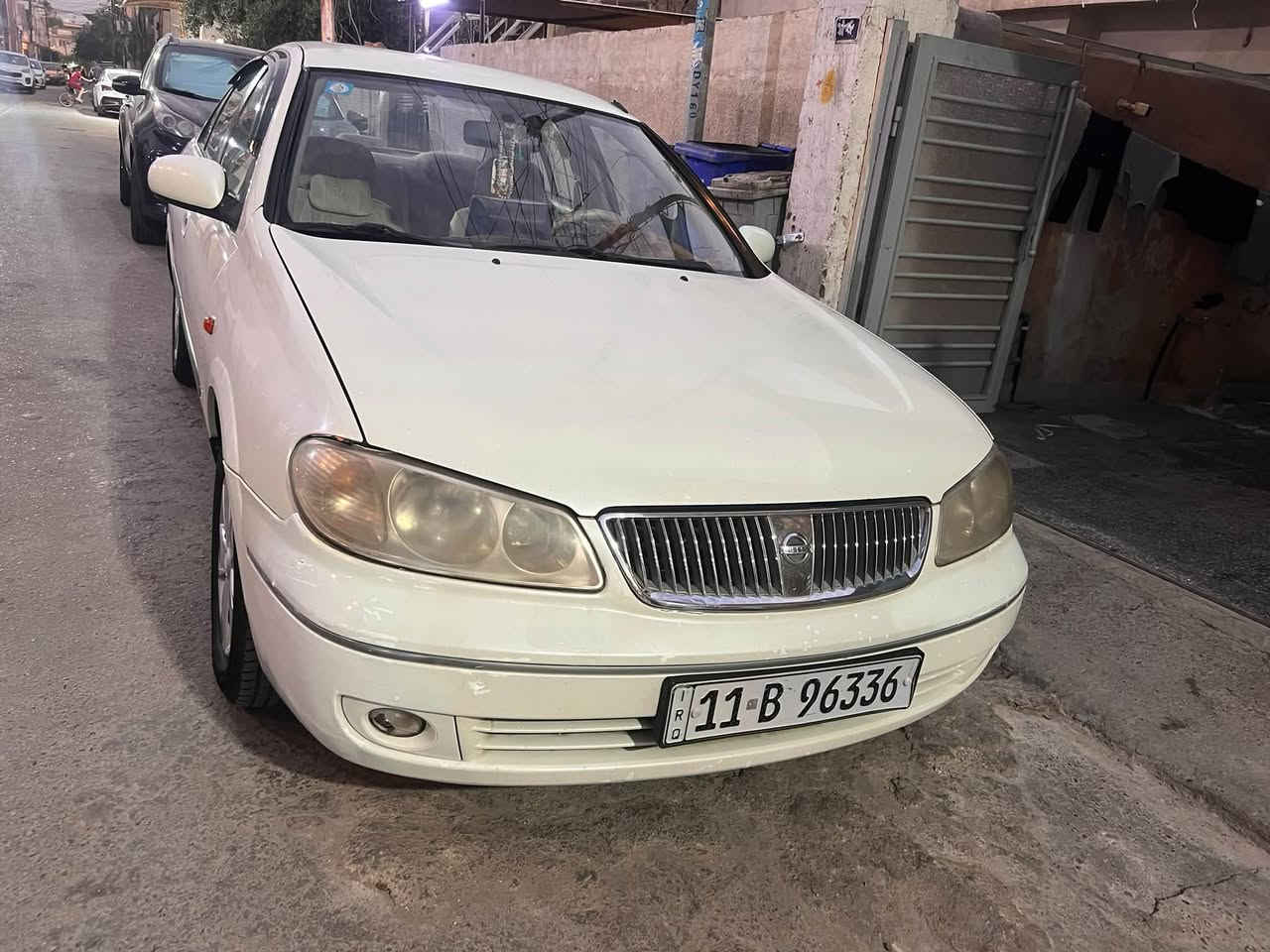 نيسان سني ٢٠٠٩  جاهزه من كل النواحي مكينه كير صدر تبريد سياره ناعمه بيها جاملخ الايسر فقط رش اثر دحجه زغيره بدون اي معجون صفاحها تخبل وبيها بدايت جراد بلقماره والصندوك والبنيد مكحلات عله كد التكشير رايدها ٨٢$ وبيها مجال كلش بسيط مكان السياره حي تونس ***********
