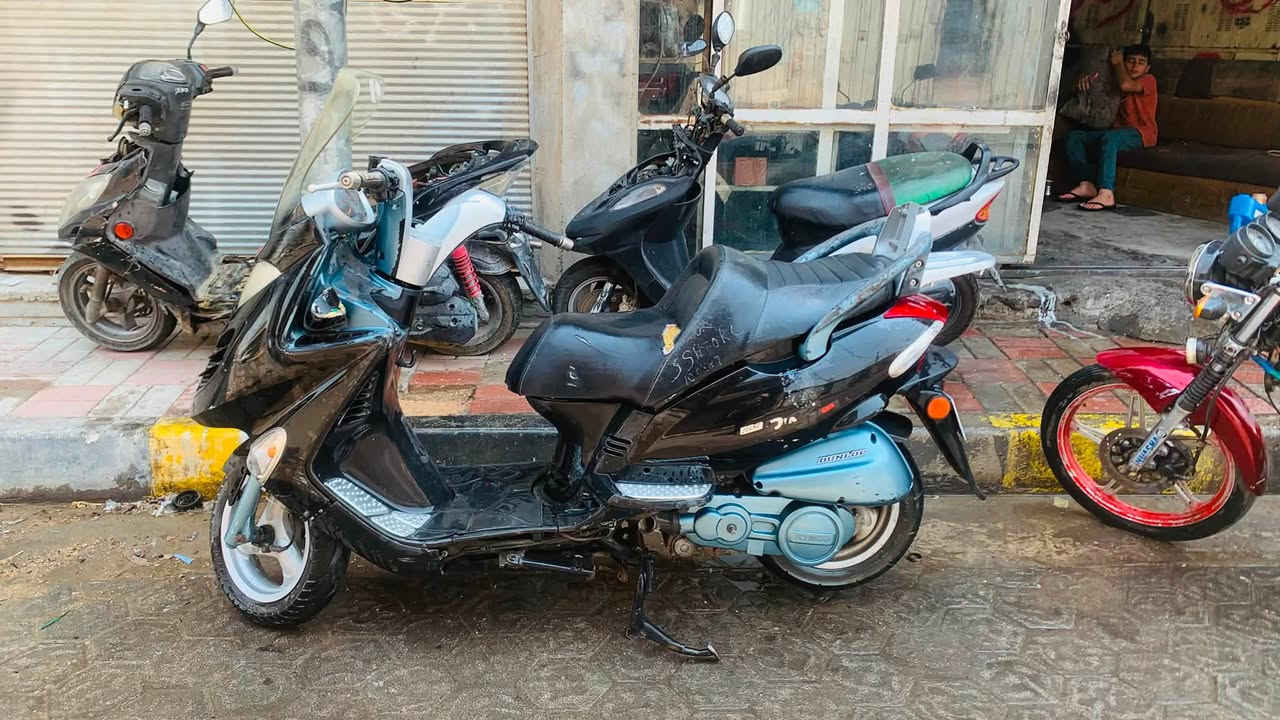 يالله للبيع دراجه كايمكو مسجل محرك 125 كهربايات شغاله مكينه تخبل بريك خلفي امامي ايبي اس شغال دراجه حلوه وبلاديه يرادله شويه ترتيب تحويل ثانيوم السعر 850 او بي مجال موقعنا الرمادي ورشه الرواد في الطوبجيه خلف شارع الذهب باداره احمد ناظم  
الهاتف ***********
