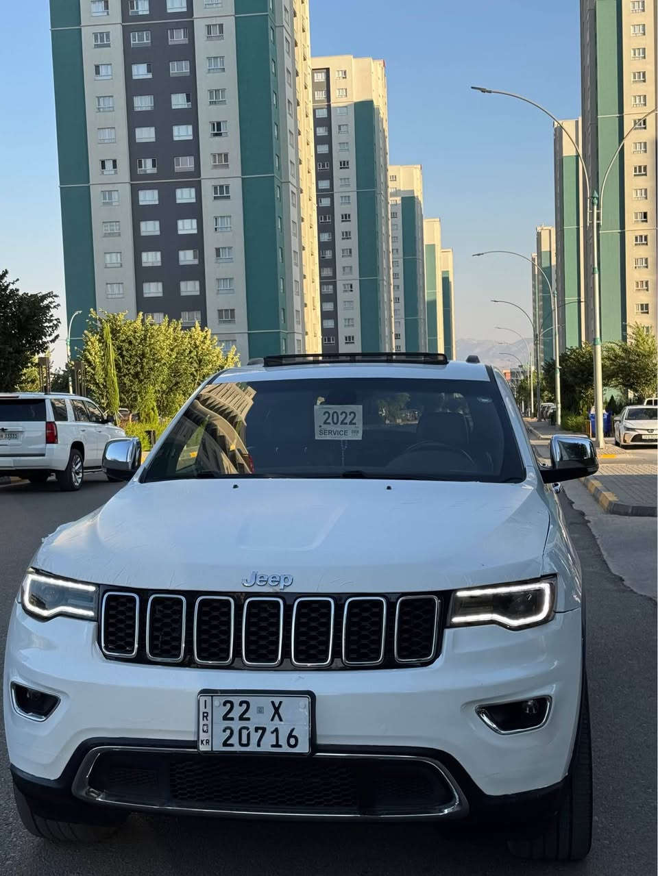 *جيب كراند شيروكي (لاريدو)
*jeep Grand Cherokee*
*Laredoo limited*
*موديل 2022 آخر إصدار.
*ماشي43 الف مايل قابل لزيادة.
*حادثه بس بونيت بدون دواخل.
*ايرباك كله مرجع مال شركة.
*فئة المواصفات لمتد فقط بدون بانوراما و رادار امامي.
*بصمة وتشغيل عن البعد.
*ابواب بصمة.
*صندوق شفط و كهرباء.
* سقف سلايد.
*تحكمات كامل استيرن.
*استيرن هيتر.
*كشنات جلد و كهرباء وتدفئة.
*تبريد مركزي.
*لايتات LED و زنون.
.LED بك لايت *
*كاميرة خلفي.
* حساس خلفي.
*عليها وياله 20 انج تو سايز بلادي.
(السيارة رقم أربيل تحويل بشرط محرك كير كهربائي
كلشي بشرط صدر امامي خلفي اكسل كله عل بلادي ما
ملعوب بي ولا برغي)
*السعر السياره 270 ورقة بها مجال بسيط.
*مكان السيارة كركوك.
*********** كركوك, العراق

