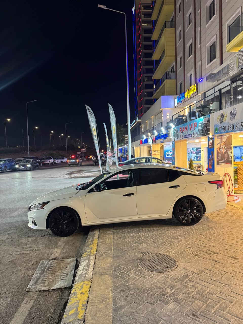 نيسان التيمە sr دوو پارچە سبوخ دوو سی جی تاحديدلی هەيە پيشوو پشتی کەپسە ‘هەمووو شتی بەشەرتە 
*********** أربيل, العراق
