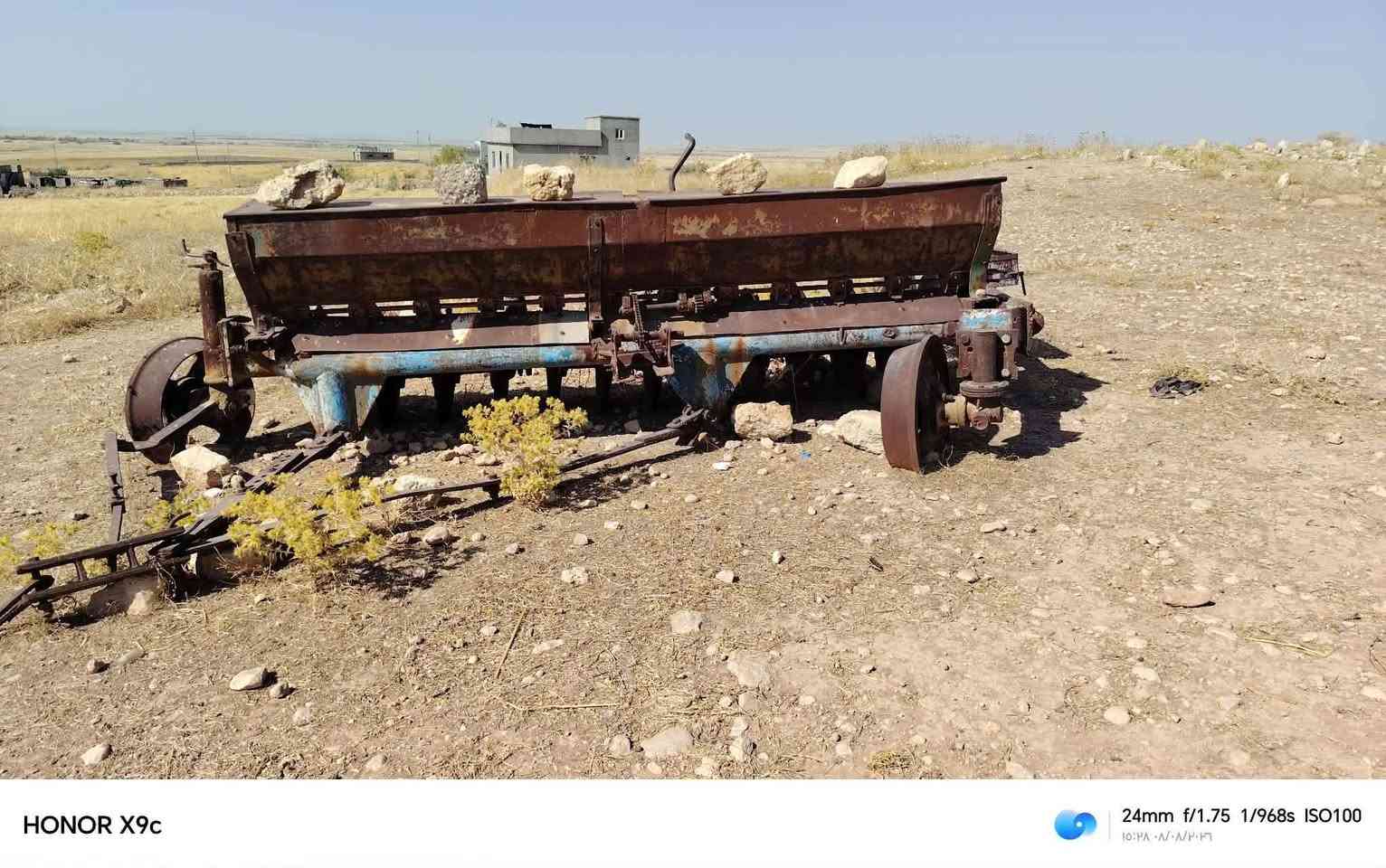 دسك للبيع 12صاج شرط شغال السعر مليونين ونص وبي مجال اتصل على الرقم ***********
