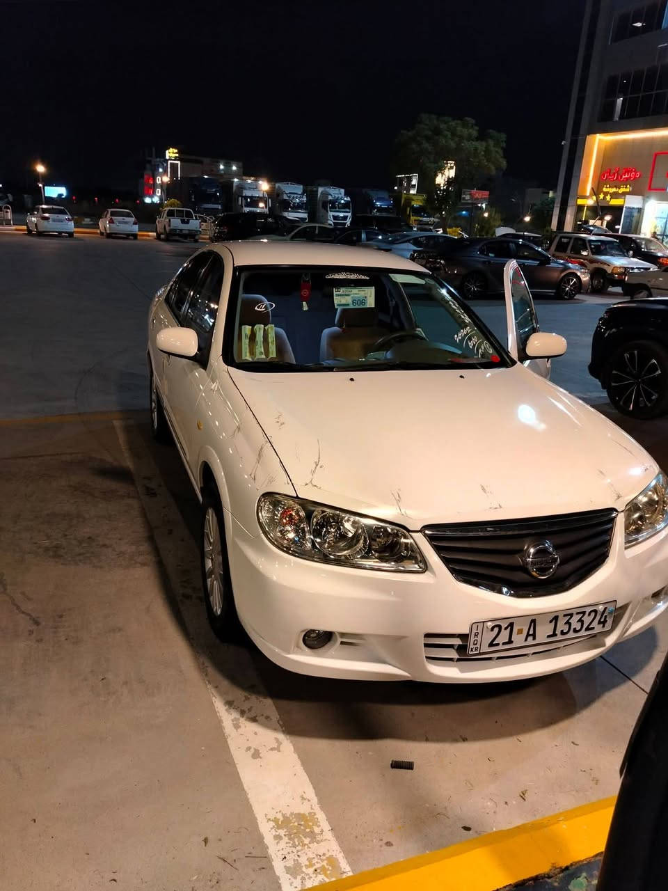 سەنی یابانی 2011
گێڕ و مەکینە و تەبرید بەشەرت 
159 هەزار رۆشتوە 
چوار تایە و ویلی لۆکی شەریکەی لە ژێرە سەنەوەی تا 31 تازەیە دووپەڵەی بچووک بە سنوقەکەوەیەتی 
سعری 115 گەلا مەعامەلە 
***********
TB سەیارەکە هی من نیە تێل بۆ خاوەنی بکەن جوابی نامە و کۆمێنت نادەمەوە
