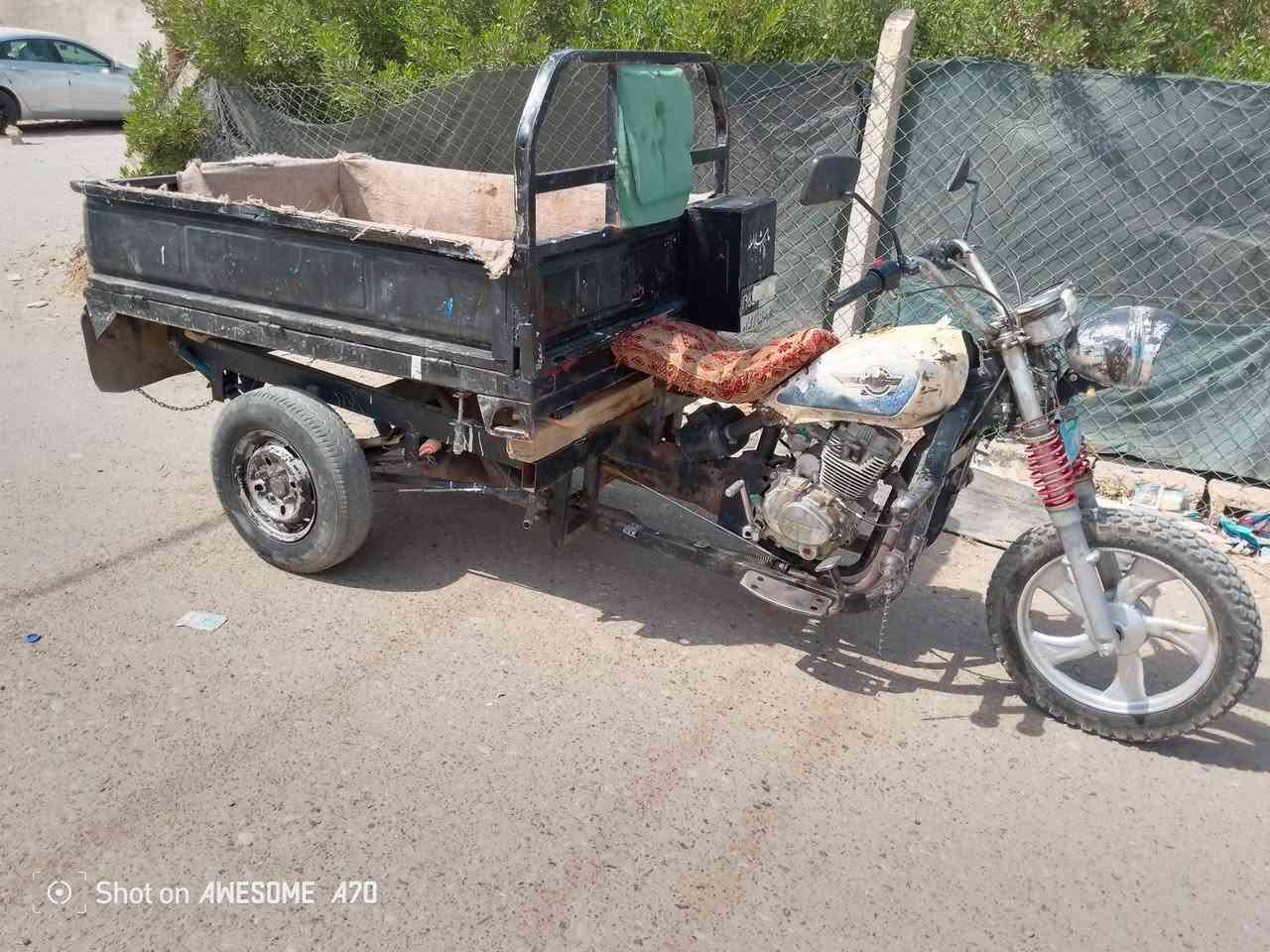 ستوته البيع موديل 16محرك شرط اخرس نص هندر ستوته شوف عينك نشاط معدل فول ركبه شاصي اكسن محرك كله شرط سعرهه575بيهه مجال بصيط مكاني حي العسكري شركه طارق خابر ودلل ***********

نص مكتوب في الصور:
- Shot on AWESOME A70