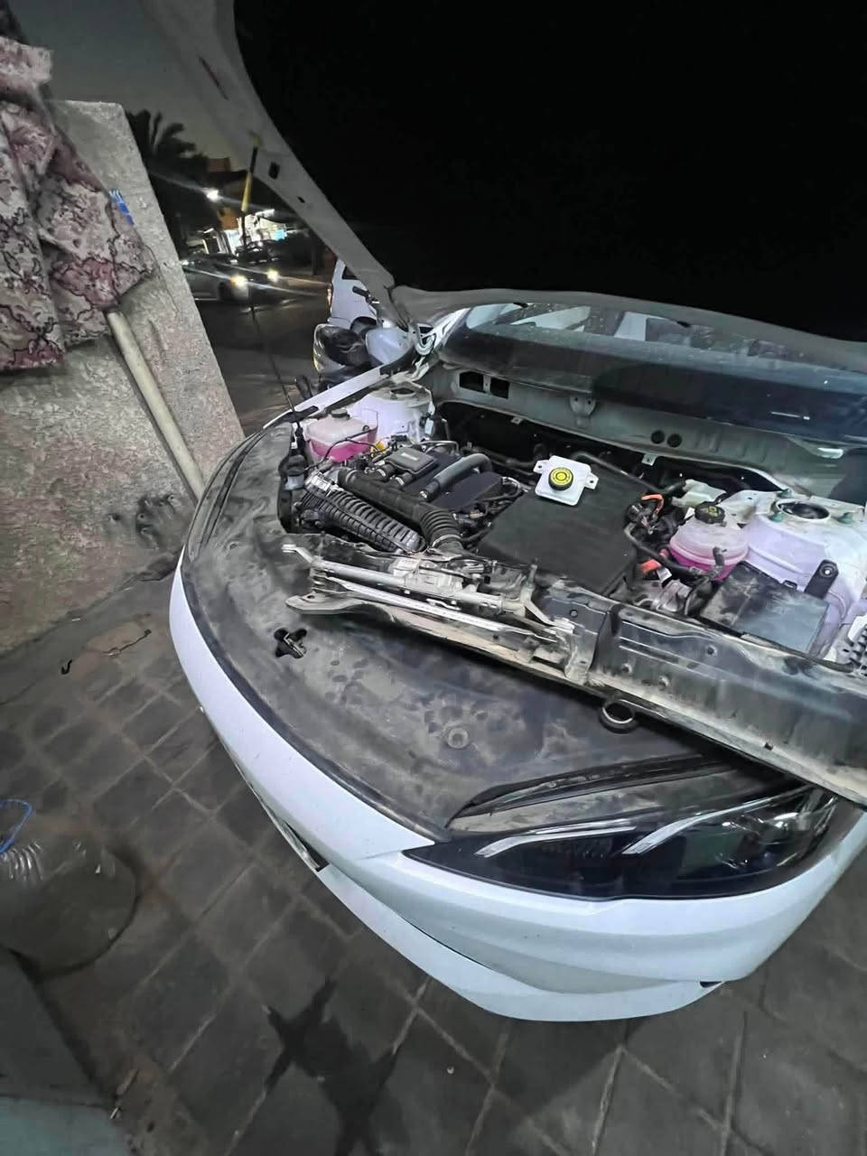 سلام عليكم
متوفر فحص جهاز السيارت الصيني

صيانه عام 
متوفر تبديل بلكات 

دهن محرك. جميع انواع الByd 

عمل ادامه.محرك.
تبديل دهن المنضومه الكير 

عندك استفسار اكتبه او راسلني 
*********** عنوان بعداد شارع فلسطين
