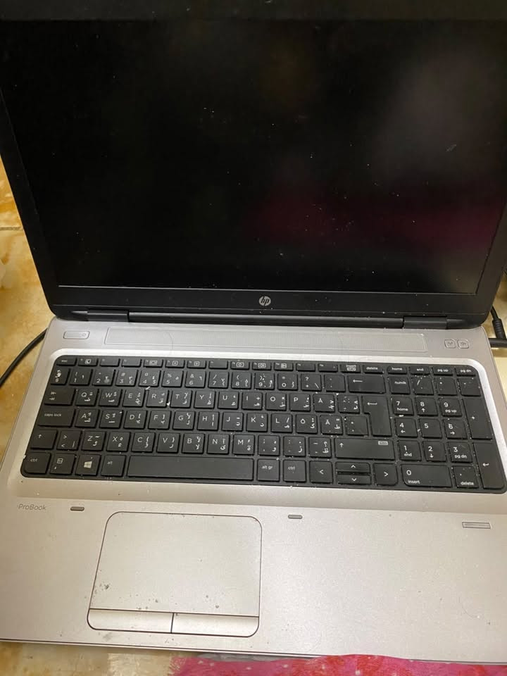 حاسبة مستعملة للبيع مع الشاحن
الذاكرة 8 جيجابايت
 نوع الهارد(ssD) 
المعالج core i5
الرقم ‭+964 774 501 3608‬
 السعر 240 قابل للتفاوض
