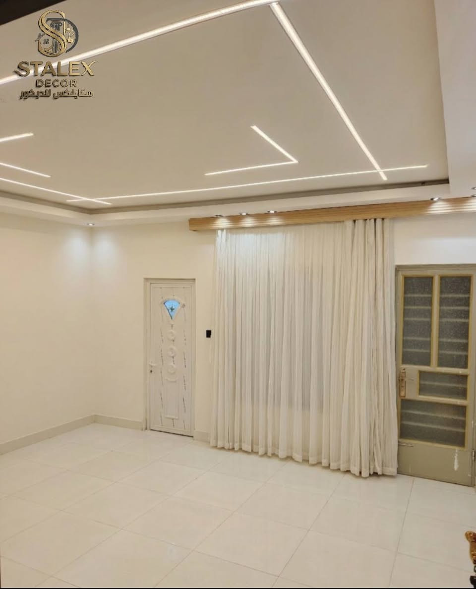 اختر ديكور بيتك.. والباقي علينا! 💪🏠✨
‏​يعلن فريق "ستايلكس للديكور .والترميم" عن استعدادنا التام لتنفيذ كافة أعمال الديكور الداخلي والخارجي بأعلى معايير الجودة وبأنسب الأسعار.
‏​نضمن لكم الإتقان في العمل، الالتزام بالوقت، واستخدام أفضل المواد (درجة أولى وكواليتي عالي).
‏​لماذا تختارنا؟ (مواصفات العمل الفنية): 🏗️
‏​نعمل بذكاء ودقة لضمان ديمومة الديكور:
‏1️⃣ استخدام حديد سمك 0.52.
‏2️⃣ ألواح جبسن بورد (المتحدة) الأصلية.
‏3️⃣ تثبيت باستخدام (طلقة + جوي) لضمان المتانة.
‏4️⃣ معالجة المفاصل بـ معجون جوين + برغي.
‏5️⃣ طـلس بالكامل مع تأسيس برايمر قبل الصبغ لضمان نعومة ونظافة اللون.
‏6️⃣ تنفيذ أعمال تثقيب وتسليك وشد الإنارة بالكامل.
‏​العرض الخاص: 💰
‏​كل هذه المواصفات (كرستة وعمل) بسعر:
‏📍 30 ألف دينار فقط!
‏(السعر يشمل العمل والمواد عدا المشتريات الكهربائية).
‏​📞 للاستفسار أو الحجز، يمكنكم مراسلة الصفحة أو الاتصال بنا:
‏أو عبر الواتساب 
‏🟢: اتصال. ***********
‏واتساب. ***********
‏​ستايلكس للديكور. والترميم.. لمسة إبداع في كل زاوية.
