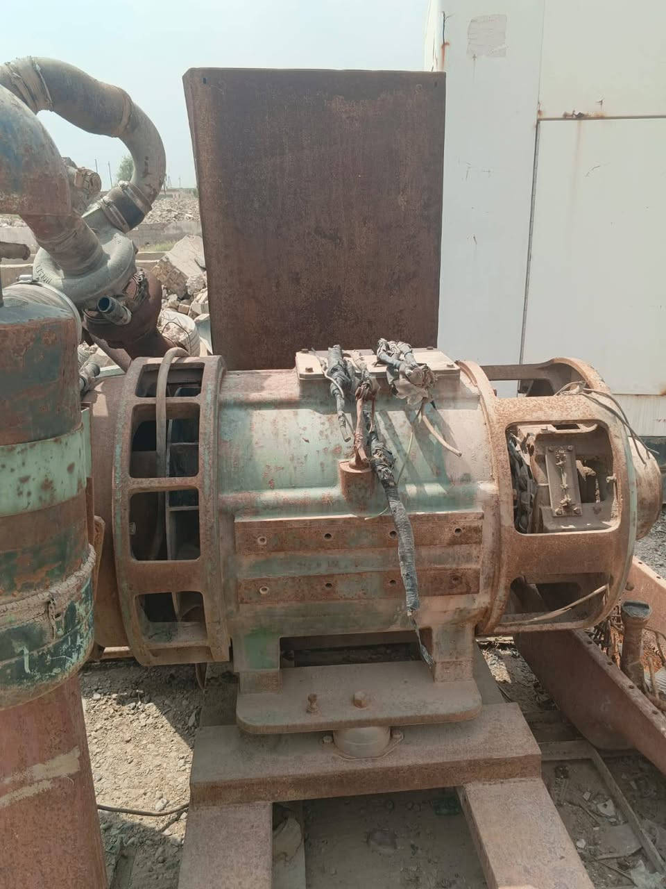 البيع مولدات عدد 5 كتر عدد 3 وافيكو وحده والخامسة روز 
وحده 750ك وحده 300ك وحده 250ك وحده 200ك وحده 100ك ابيع شلع تجي وشوف بعينك العنوان بغداد سعر اتصل 
***********

***********

ملاحظه قير متواجد عل فيس
