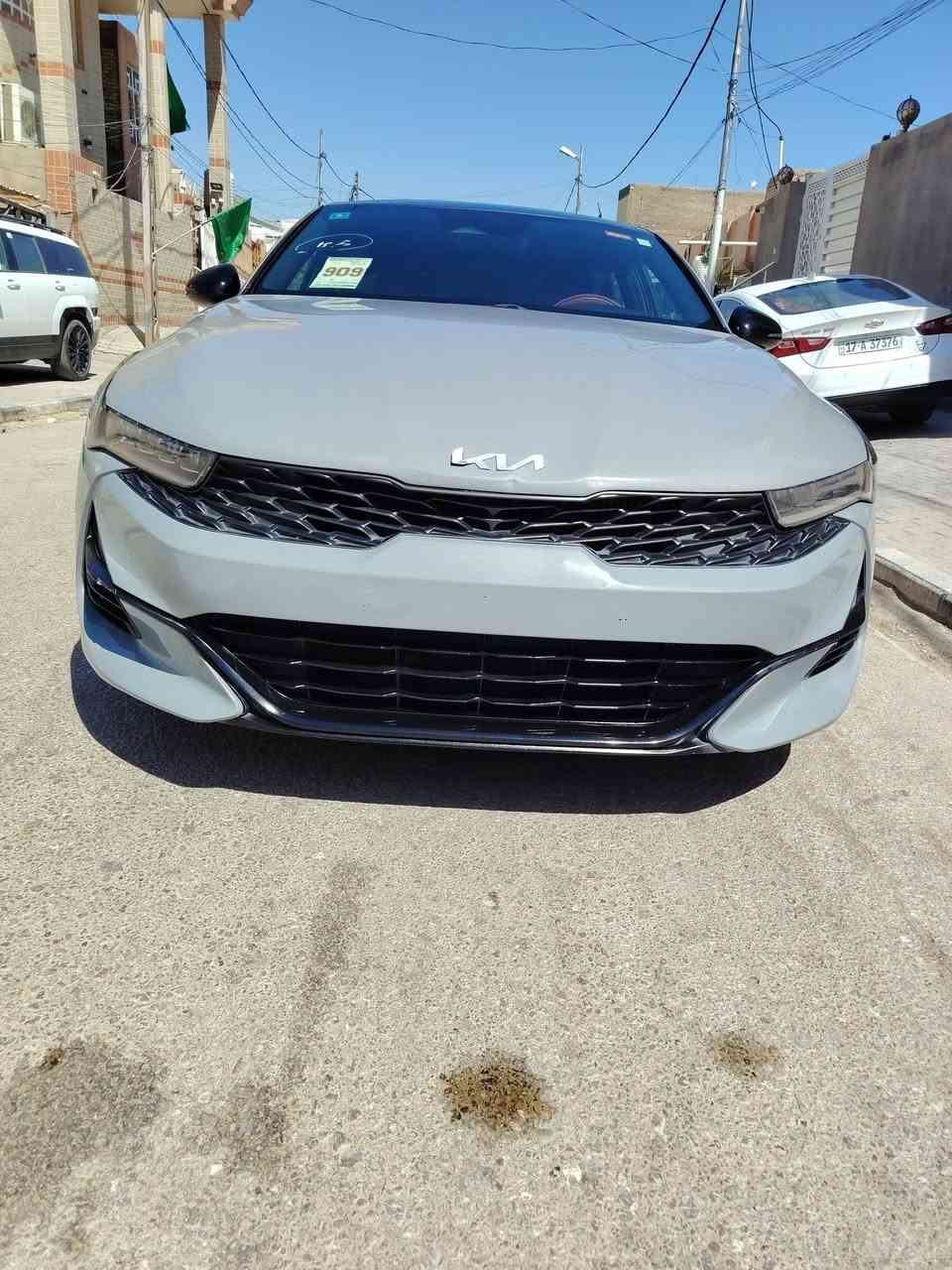السلام عليكم
  K5 GT 2500 Turbo
كي فايف جي تي موديل 22 رقم بغداد الدولي 
مكينه 2500 تيربو فول مواصفات حادث خفيف بنيد بلاد فقط صبغ مع بارد قليل بدور الجاملغ الخلفي  بدون صبغ وصور الحادث بالمنشور السعر 183 وبيها مجال قليل ترهم مراوس بسياره سعر أقل
المكان النجف
***********
***********
