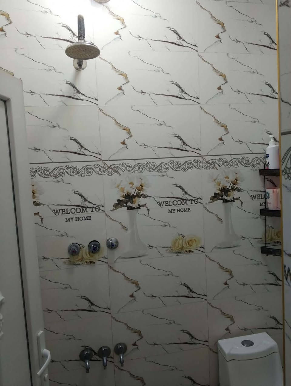 🔰♦️ بيت سكن للبيع ♦️🔰 
                    
♦️ الــمنطقة : حي الجامعة
 
♦️ الموقع :  خلف شارع 30

♦️ الــمسـاحــة  : 125م
 
♦️يتكون من طابقين♦️

⭐يحتوي الطابق الاول  ⭐
 🌿  استقبال  - 🌿مطبخ   - 🌿هول
🌿غرفة نوم  -🌿  ومجموعة صحيات 

 
⭐يحتوي الطابق الثاني ⭐
🌿هول - 🌿 غرفة نوم -  🌿وصحيات

التفاوض مع صاحب الدار حصراً 

💸السعر 💸
118 مليون وقابل التفاوض 

************************************

❌لــمــعــرفـــة الــمــزيــد ❌
الاتصال على :
📱***********📱

✨🔥مــلاحـظـة 🔥✨
مستعدوووون لعرض كافة العقارات للي يرغب بيع البيت او القطع 💁🏡

