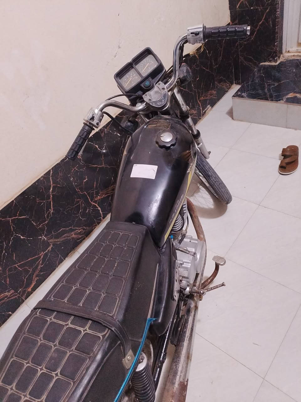 السلام عليكم دراجة نوع نامة للبيع بدون اوراق مكفولة عشائريا
الاستفسار علئ الرقم 
***********
