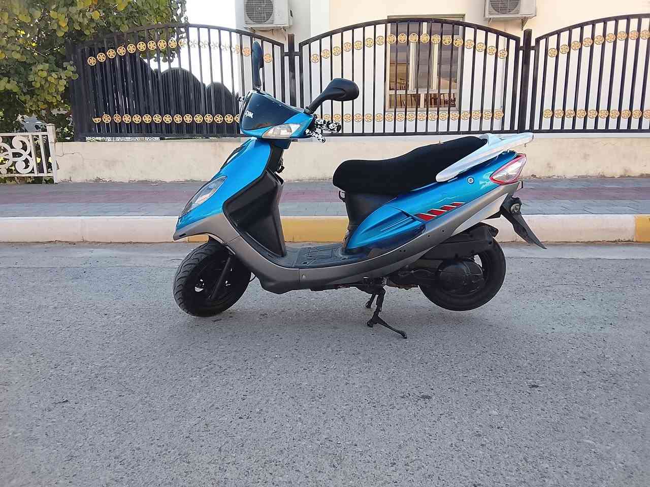 يا الله 
للبيع دراجة سايم ابو عيون محرك نظيف كهربائيات سلف هندر كله شغال السعر 600 وبي مجال العنوان الرمادي التواصل على الرقم ***********
