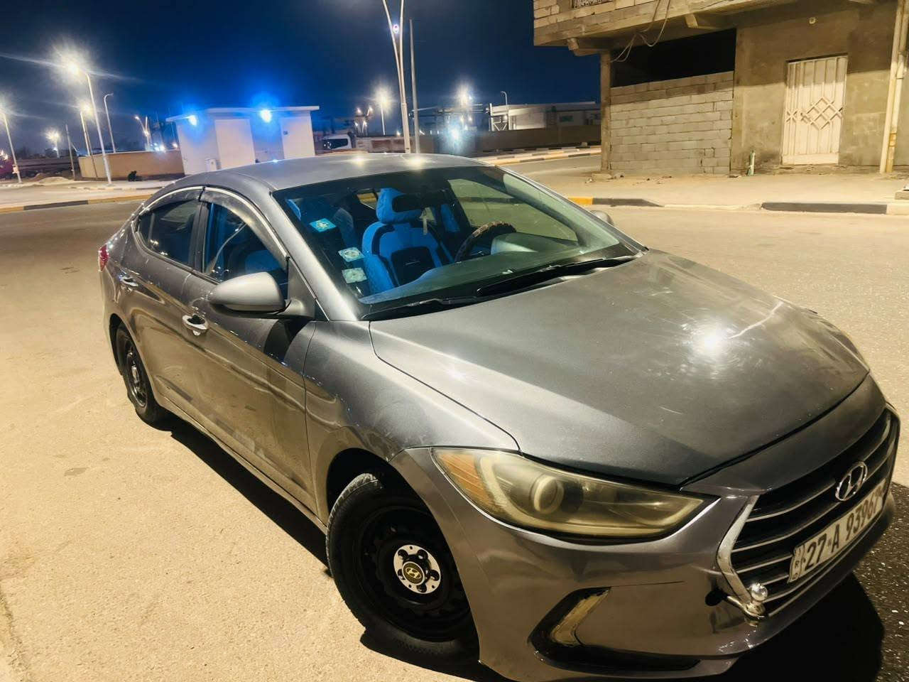 الانترا موديل17 ورد امريكي
ضربتهه بارد باب السايق نفسه مصلح
مكينه 2000 
تبريد حداد سياره جاهزه من كلشي 
العنون البصره
السعر 110 رقم الموبايل ***********
