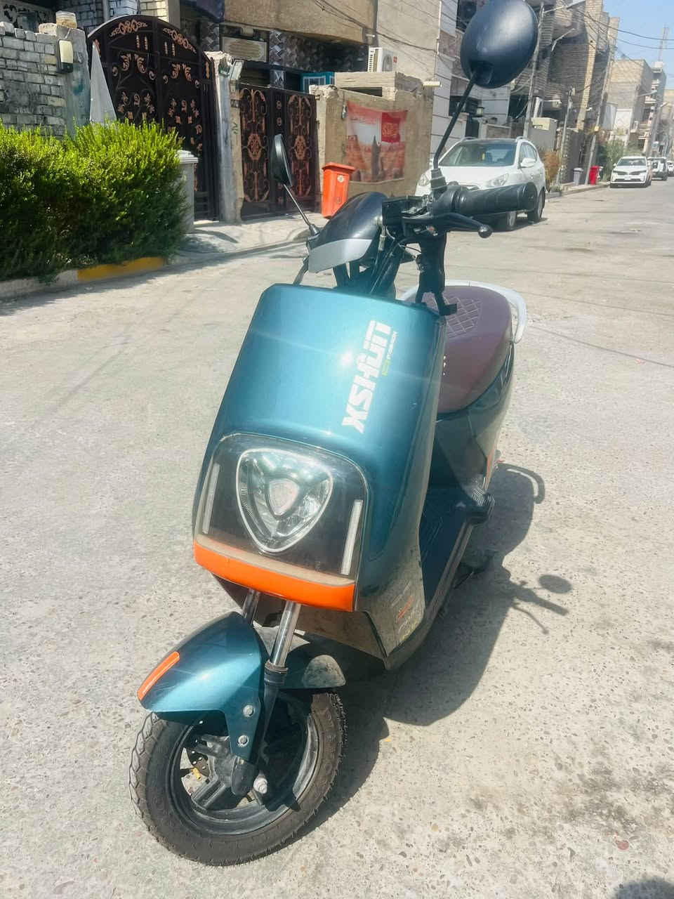 دراجه شحن للبيع
٣ سرع الدراجه 
٦ بطاريات 
باب اول 
نضيفه اخت جديده 
سعر ٦٠٠ وبيها مجال 
مكاني بغداد البلديات 
للتواصل خاص او وات ساب 
***********
