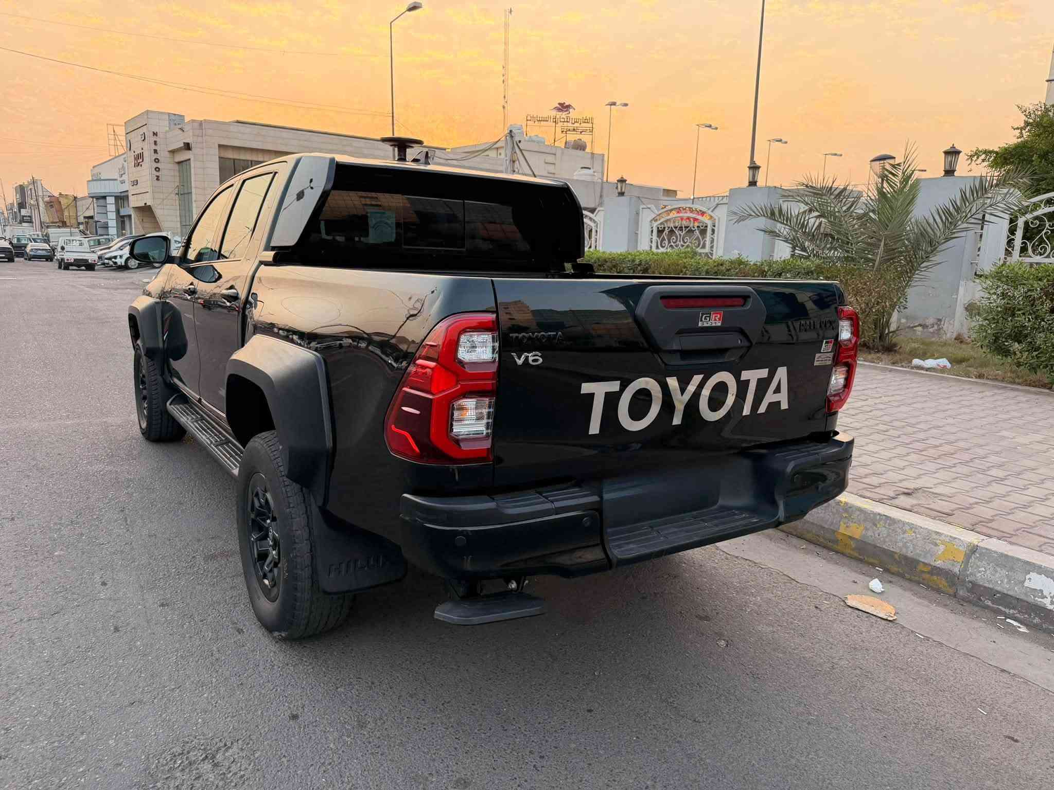 هايلوكس GR • ٦ سلندر • رقم اربيل
