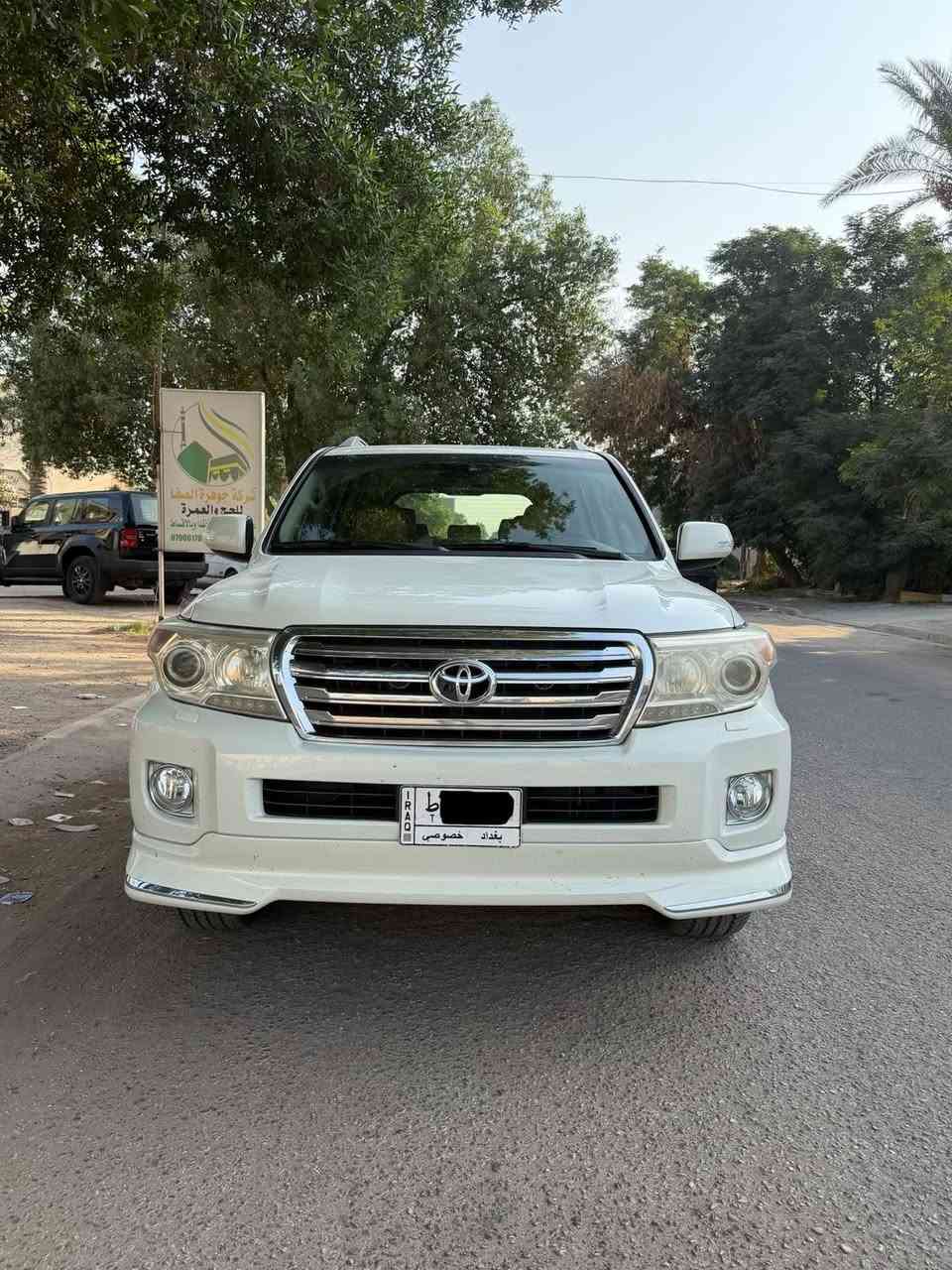 لاندكروز • ٤٠٠٠ 6 سلندر • رقم بغداد