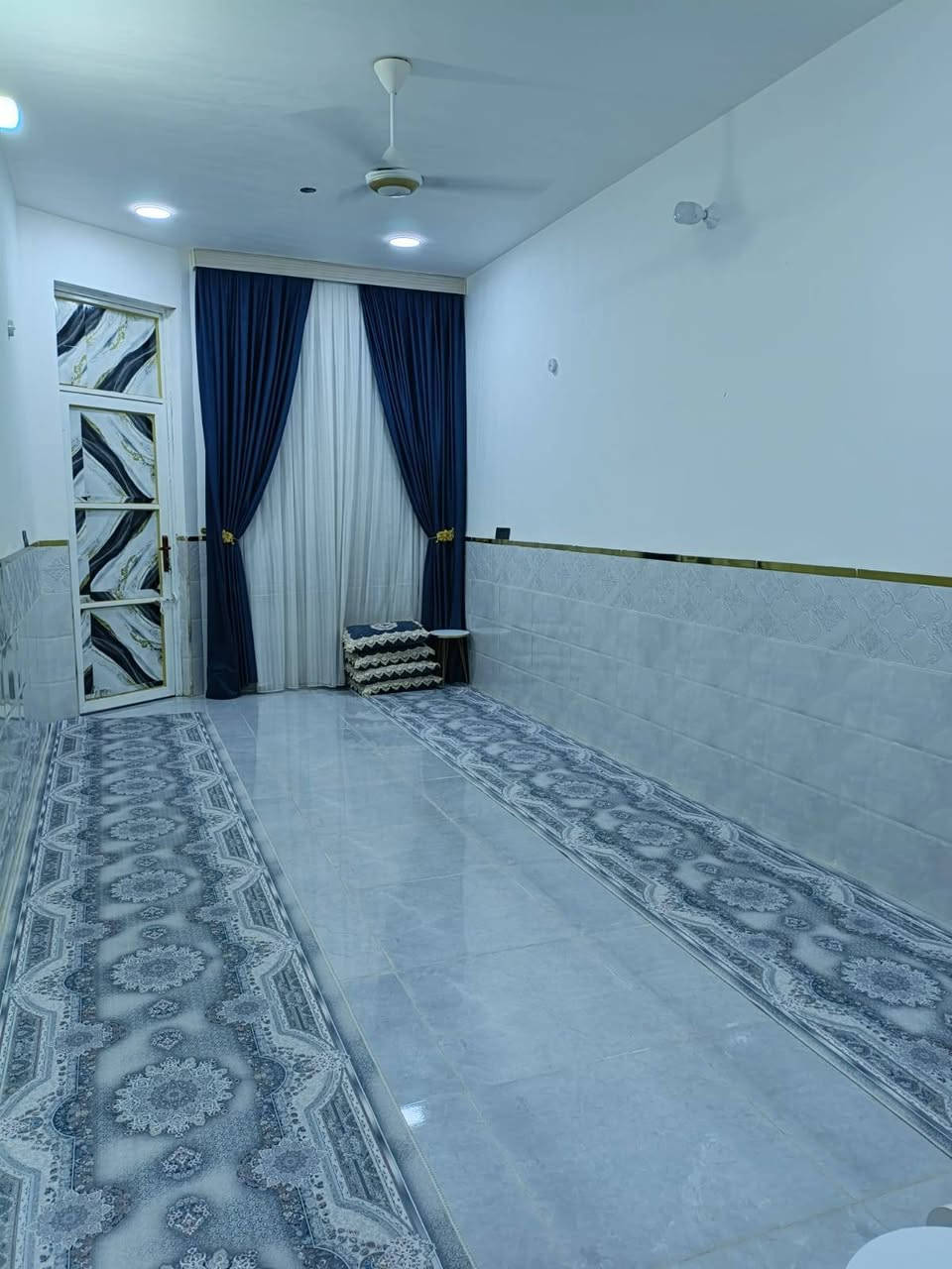 السلام عليكم البيت للبيع بناء حديث المساحة ١٥٠ حي الخنساء الفرع الثاني الاتصال على الرقم ***********

