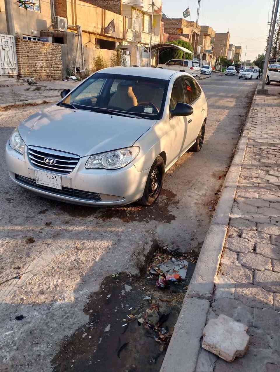 السلام عليكم
النترا موديل 2007 مكفولة خليجي جاهزه من كلشي مكينه كير تبريد حداديه كلها جاهز مال جناي 
السياره ب80  
مكانها واسط مركز مدينة 
وهذا رقم مكلف بالنشر 
***********
