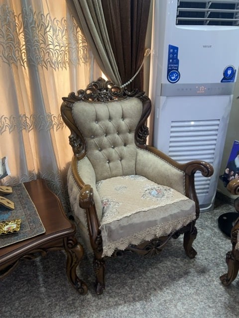 اتخمين  مو تخم واحد لبيع تركي خشب زان مصري اصلي نضافه ميه ب ميه رجاءً لي مايعرف سعره لايتصل ***********مكاني بغداد الغزاليه
