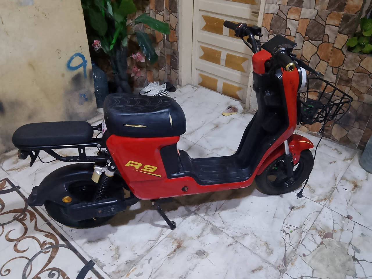 R9 • موديل 25 • ٣ بطاريات جديدة