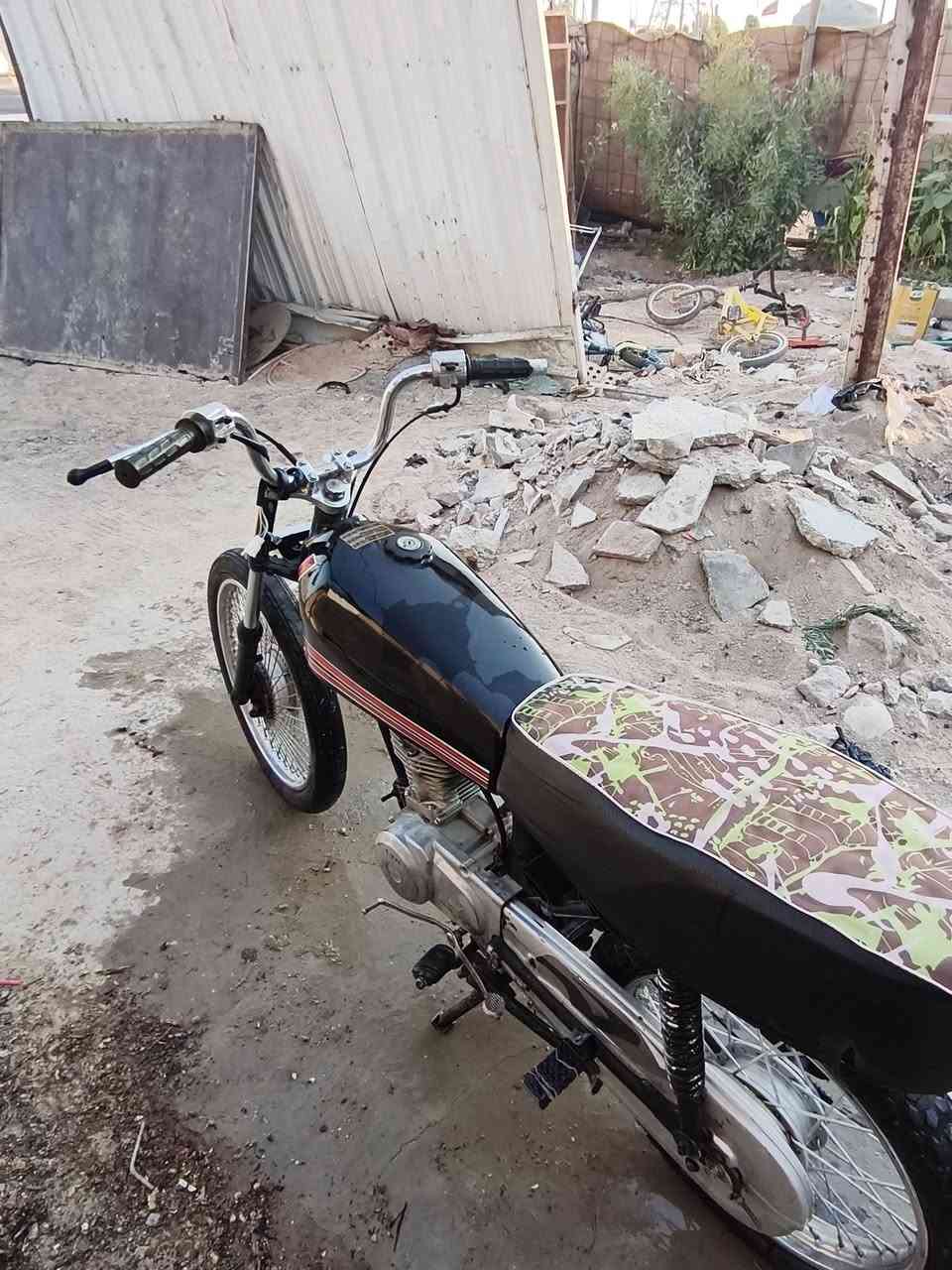 سلام عليكم كلك للبيع مكاني نجف السعر 250 وبيهه مجال ***********
