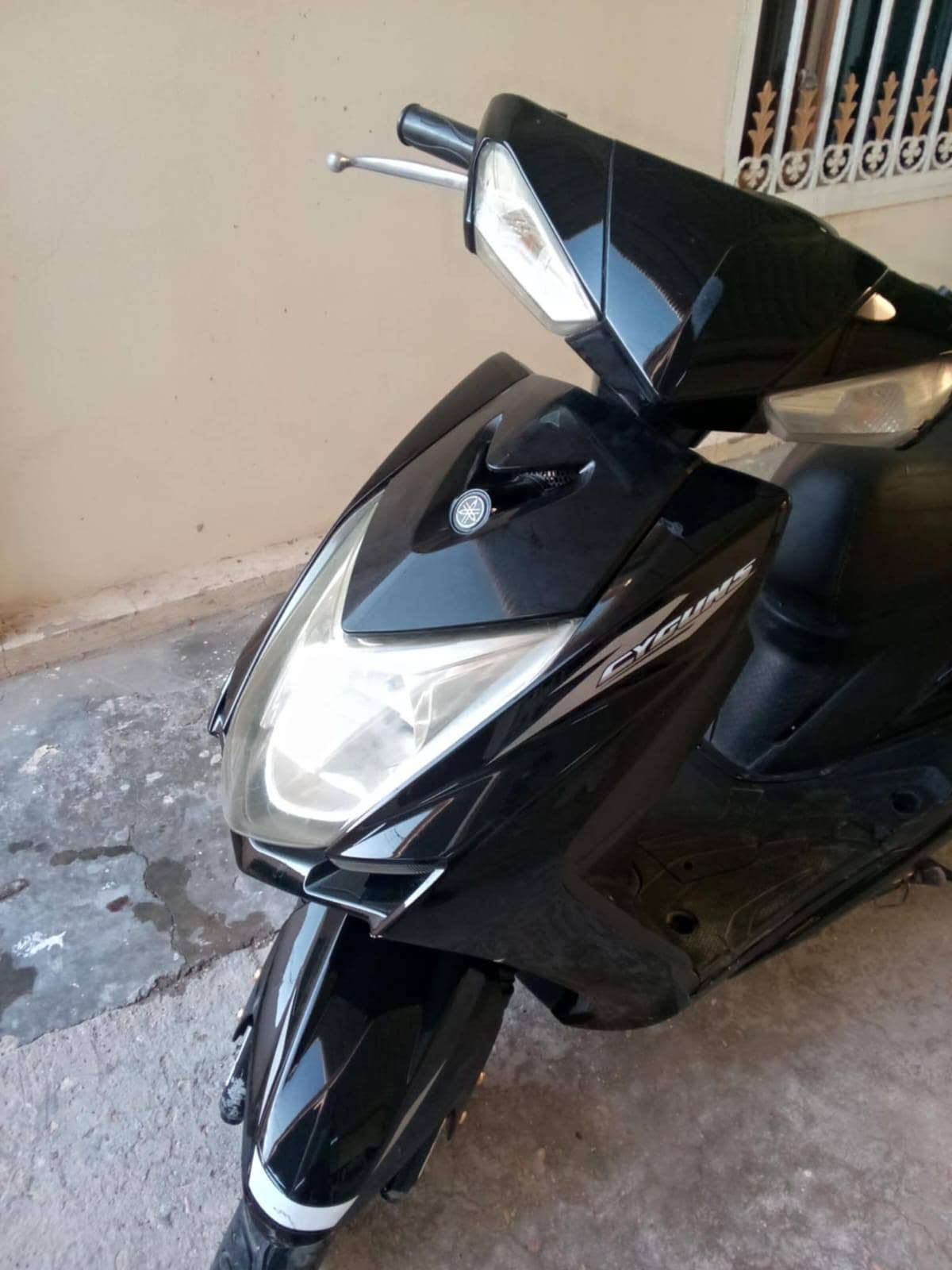 سلام عليكم دراجه سكنسز فول ما متعوبه دراجه مال بيت شتريته تمشي وياك دراجه ما مستخدمه هواي مفتوحه تجفيت عام جدد يعني قبل شهر دراجه شاهدين غراض اصلي دراجه فول شغاله سلف حساس كلشي كلشي دراجه عوزه بس سايق دراجه سعره550سعره جوه سوك وبيه مجال لطيبين مكاني قرب المام علي
