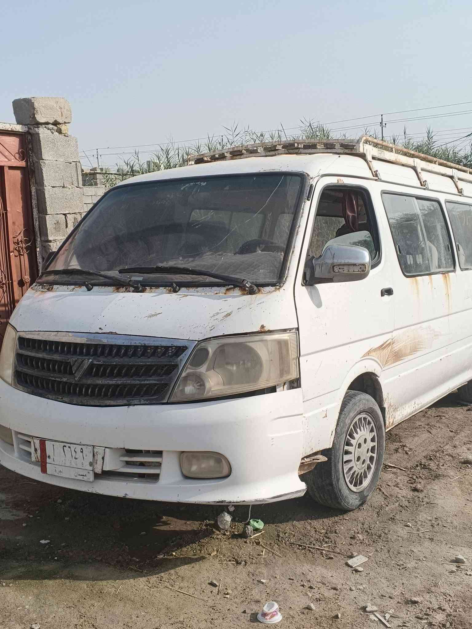 فتون 2010 للبيع – 14 راكب 🚐
السيارة للبيع كوم حديد، وراعيها موجود في العمارة، والجاد يقدر يتأكد من أصوليتها، وأعطيه رقم صاحبها للتواصل والتأكد.
🔹 الموديل: فتون 2010
🔹 الحمولة: 14 راكب
🔹 الهيئة: على المشتري
🔹 الضريبة: مدفوعة لحد 2020
🔹 السعر: 20 ورقة، بيها مجال 
🔹 المكان: البصرة – الحيانية – شارع القائد – مقابل موسى الكاظم
📞 للاستفسار: ***********

نص مكتوب في الصور:
- 1 2 3 4 5 6 7 8