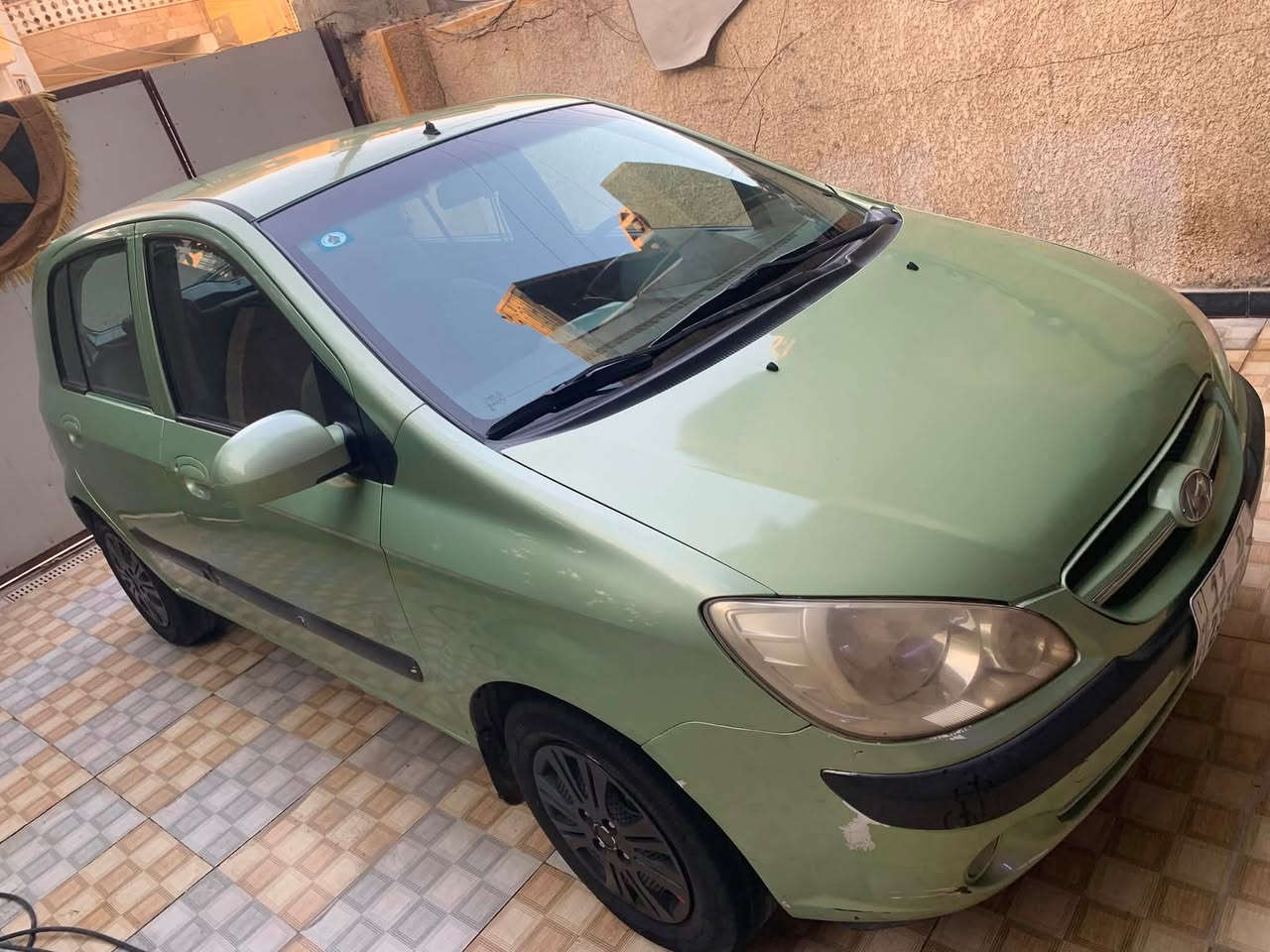 جيتز 2008 باسمي بغداد انكليزي كير مكينه تبريد مروحه اضافيه بالباكيت 
عبوه بانزين فيتبم بلكات ادامه من طول للطول 
تايرات باتري راديتر جديد 
مكينه1600 اوتو
:- صبغ بنيد جان جارد و دوسه ابيعلك حزام 
-: نواقص 
صدر نص عمر ( دبلات اماميه جديده ) 
اذان مكينه  
:- سعر 65 وبيه مجال واير جطل مابيه كلوب ممحروك بلاديه ومتوكفك اطلع وين متريد مكاني محموديه / *********** محمد
