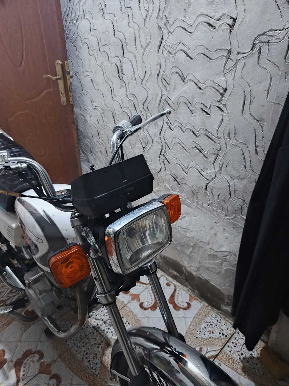 اعيد النشر بسبب الوعود الكاذبة دراجه مديل 19 وكيل عقيل الربيعي أصولي مو سكنر محرك مفتوح مكاني نجف نيسان زراعي السعر ٤٧٥ قفل
 ***********

