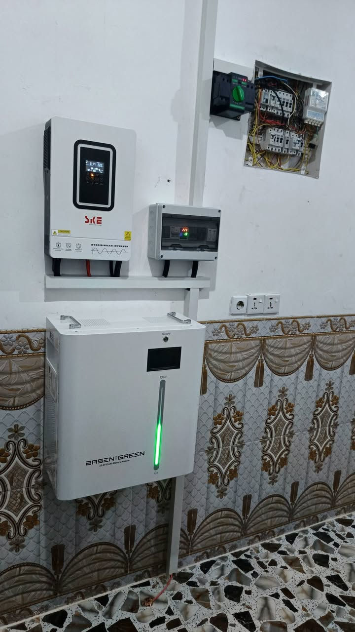متوفر انفيرتر SKE سعة 6.2KW بسعر  350,000 ضمان سنة كاملة. ***********
