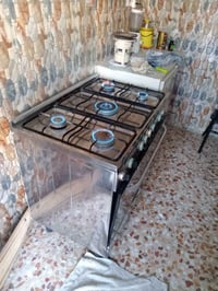 طباخ مصري • خمس مشاعل • نضيف جدا