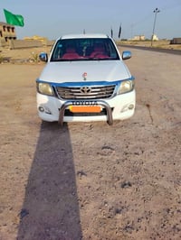 هايلوكس • ٢٠١٢ • مكفول كفاله