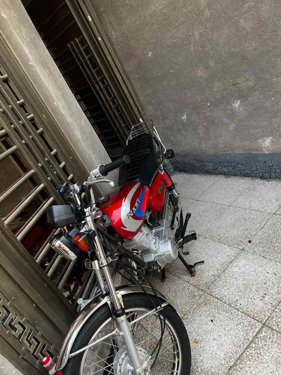 نامه • مديل ٢٥ • اوراق