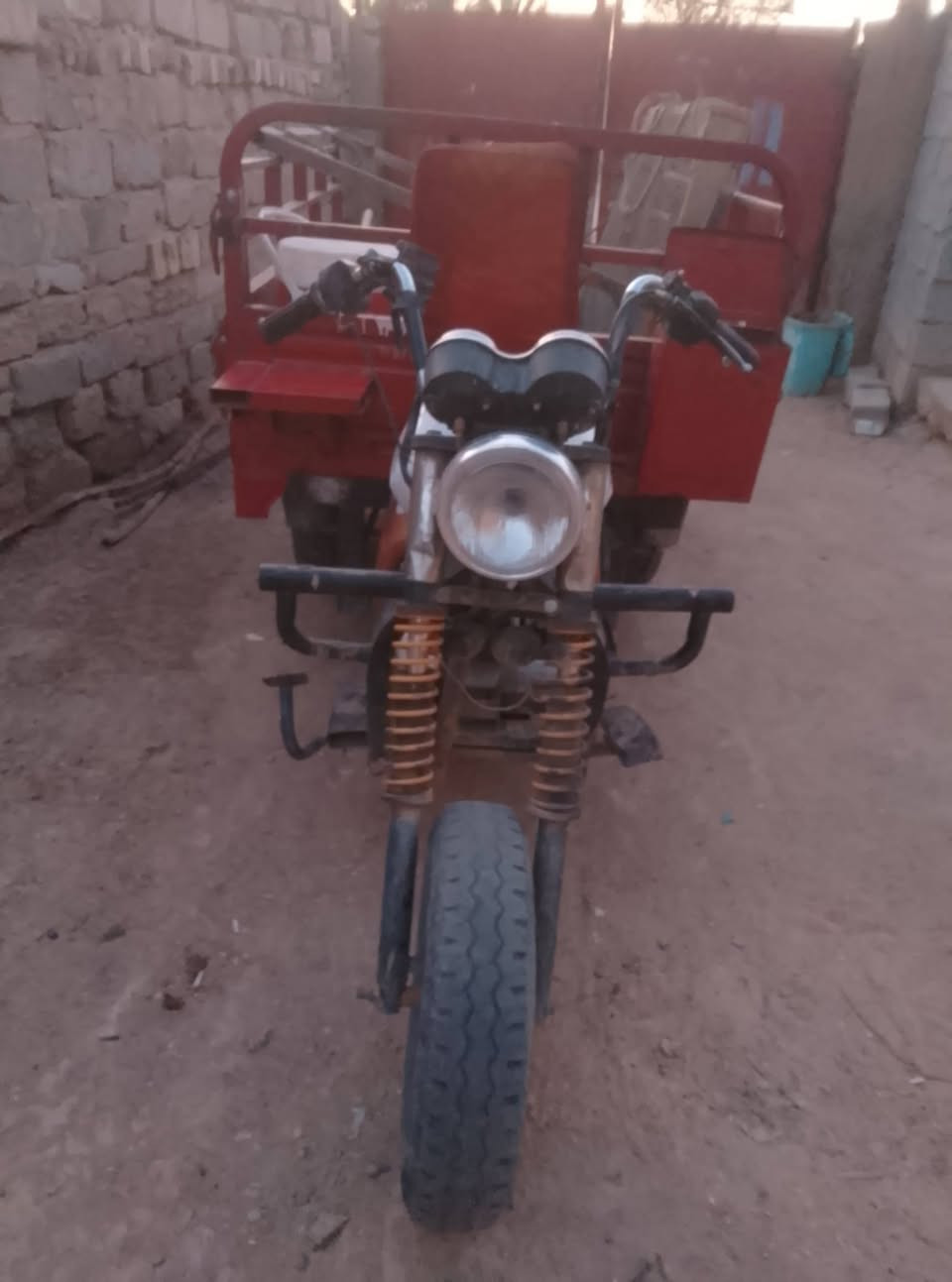 سلام عليكم ستوته للبيع كلك كلك كلك مكاتبه سويلك بيها كهربأيات كامله نكره سلف ستوته خير من الله سعرها 650 وبيها مجال قليل مكاني بابل سكندريه رقمي ***********
