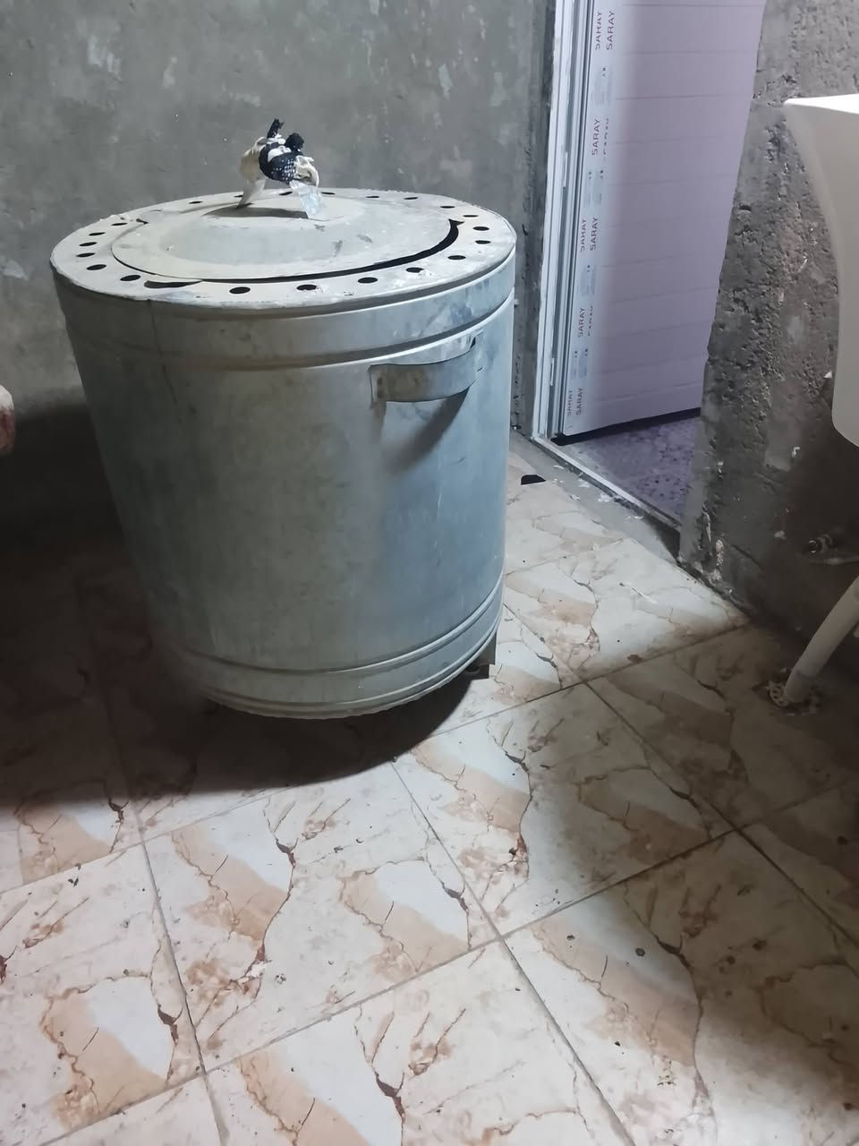 تنور للبيع كوت حي الحكيم
