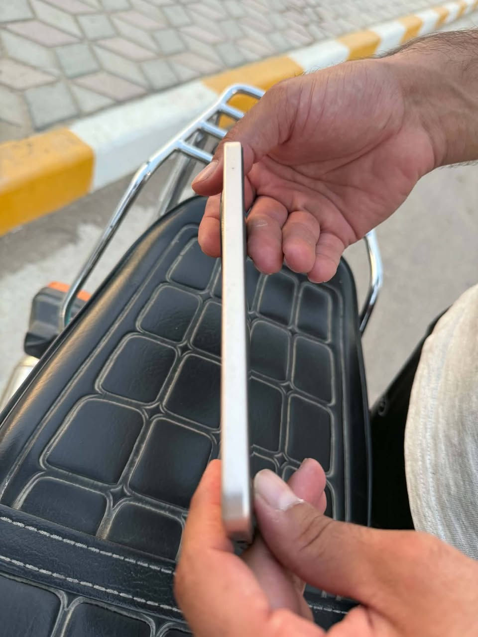 هونر X9d • ٢٥٦/١٢ • كاميرا مكسورة