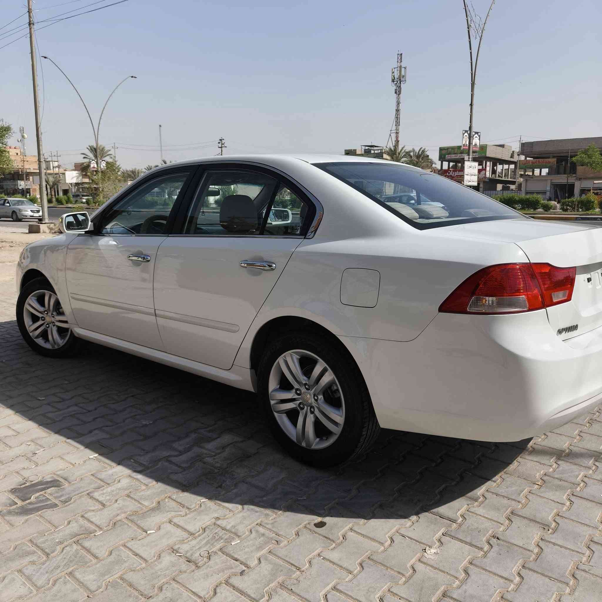 🔥 للبيع فقط – كيا أوبتيما 2009 خليجي أصلي 🔥
🚘 خليجية من أمها — الوجبة الأولى من الخليجي الأصلي.

✅ مكينة 2000
✅ السيارة جاهزة على آخر حباية
✅ حدادية نظيفة وكلشي بيها مرتب
✅ تبريد ثلج ❄️
✅ جاهزة وما تحتاج صرف
✅ تراي السيارة زيرو، والمكينة ناعمة جداً ومالها صوت، فول بدون تنقيص ولا تبخير ولا دوانز
✅ السيارة فول مواصفات عدا البصمة

📋 السنوية جديدة، صارلها تقريباً 10 أيام من طلعت
🔢 رقم بغداد – رقم إنكليزي

📍 مكان السيارة: كربلاء

💰 السعر: 130
وبيها مجال قليل جداً حق الجية فقط.

سيارة مرتبة وجاهزة، تشتريها وتركب مباشرة بدون ما تبدي بيها صرف وتصليحات.

⚠️ للبيع فقط – بدون مراوس
الجاد يتفضل يشوف السيارة ويفحصها بنفسه، والحكم للمعاينة.

📞 ***********

