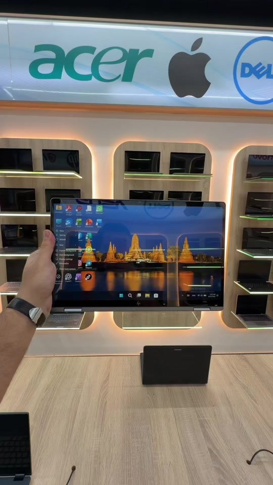 بس ٣٧٥ الف مع توصيل  كور ٣ جيل ١١ رام ٨ هارد ١٢٩ شاشة لمس يصير ايباد من شركة hp الاصدار الجديد  الفرع الاول بغداد حي الجامعة  *********** الفرع الثاني الكرادة ساحة كهرمانة  ***********
