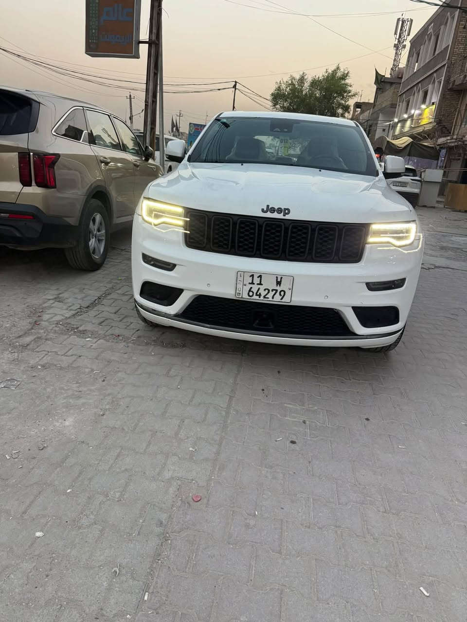 سلام عليكم جيبX فول موصفات موديل 2019   حساسات اماميه خلفيه كشنات جلد كشنات تدفئه تبريد كشنات كهرباء اضار امامي جانبي خلفي مري شفط شاير مري صندق كهرباء بانوراما  كشن خزن لايتات زنون نضام ايكو نضام مانع الزلاق نضام سبوت نضام الزتحام  موصفات X معروفه سعر 220 بيهه مجال*********** حادثه منشور

نص مكتوب في الصور:
- 1 / 10 1:1 bid.cars
- 8 / 10
- bid.cars
- 9 / 10 1:1 bid.cars
- 6 / 10
- 1:1