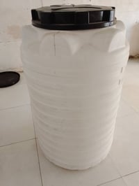 للبيع تانكي مي جديد حجم 500 لتر مامستخدم نهائيا سعره 50 الف العنوان بغ...
